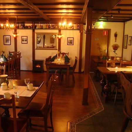 هينولا Cronin'S Guesthouse Bed & Breakfast المظهر الخارجي الصورة