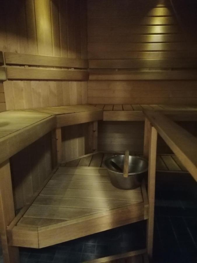 هينولا Cronin'S Guesthouse Bed & Breakfast المظهر الخارجي الصورة
