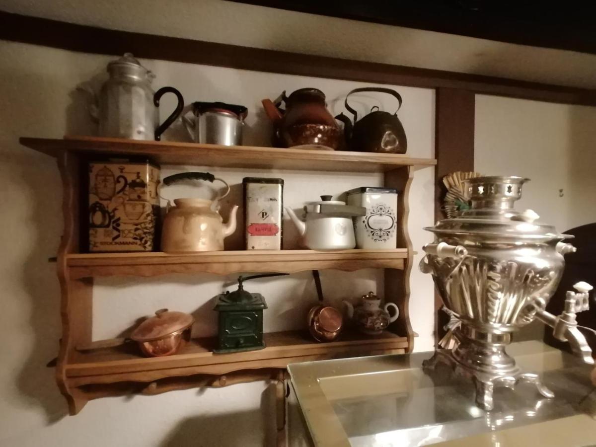 هينولا Cronin'S Guesthouse Bed & Breakfast المظهر الخارجي الصورة